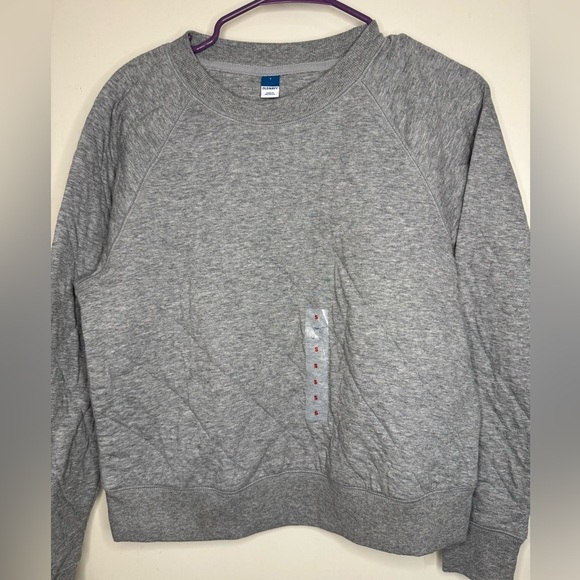 Old Navy Sweaters - Old Navy Gray Quilted Crew Neck Sweater